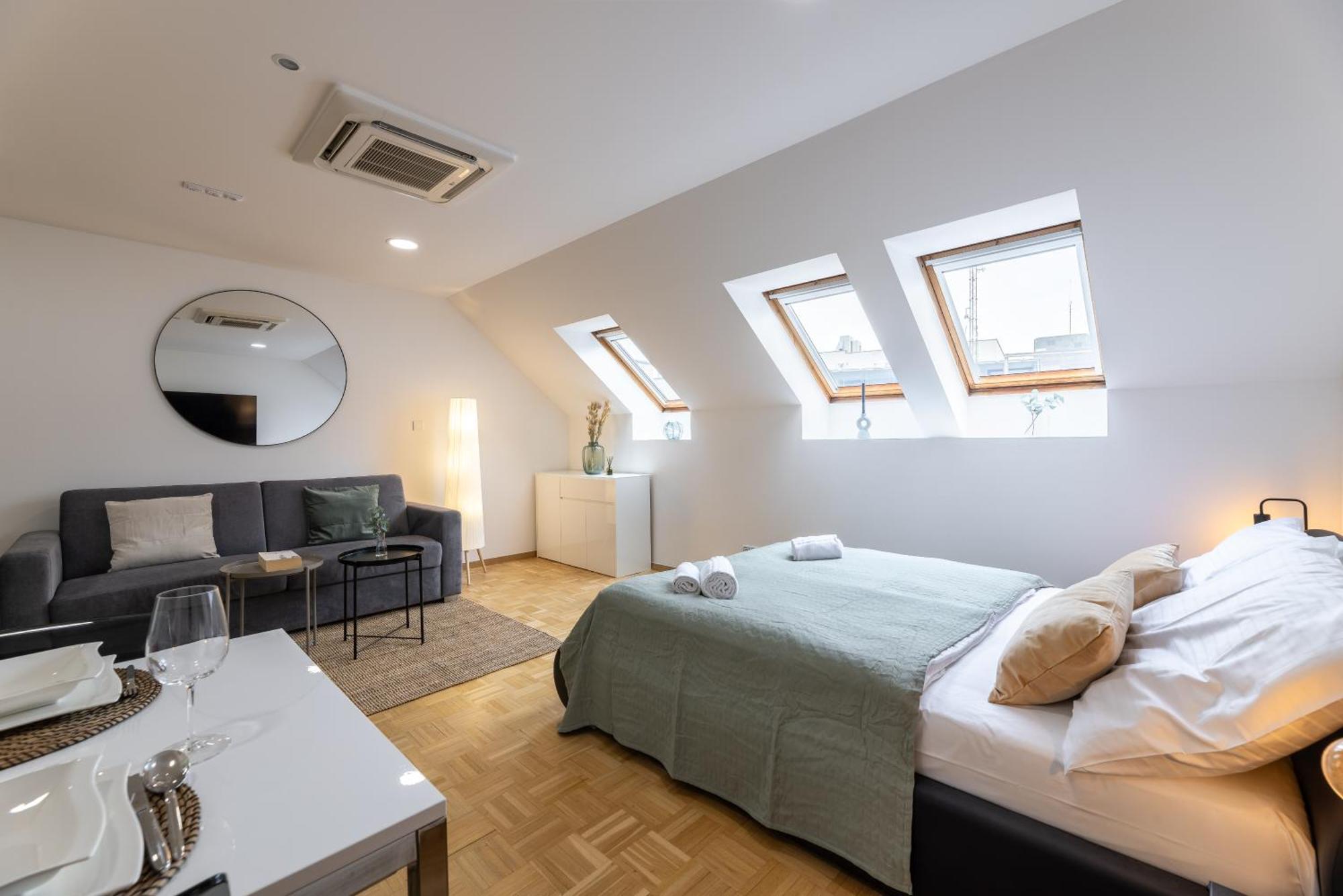 Kip Old Town Modern With Free Parking & Ac